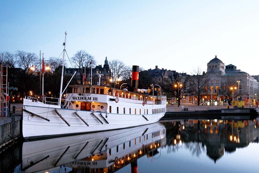 Charterbåten M/S Waxholm III i Stockholm. Copyrightinformation saknas tyvärr title=